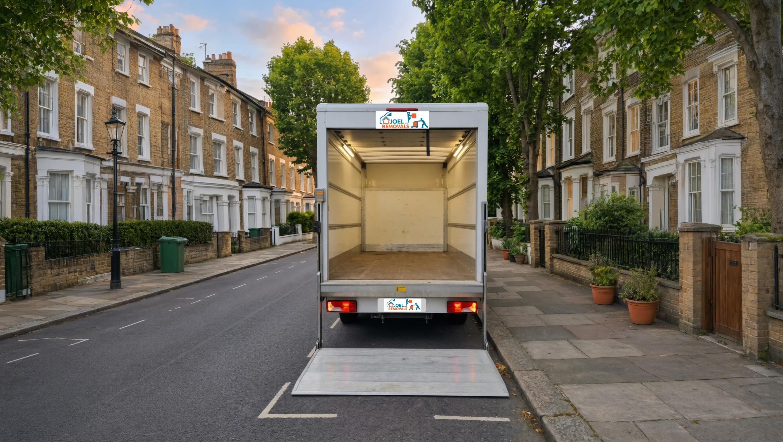 Joel Removals 3.5t Luton van, rear open, tail lift down